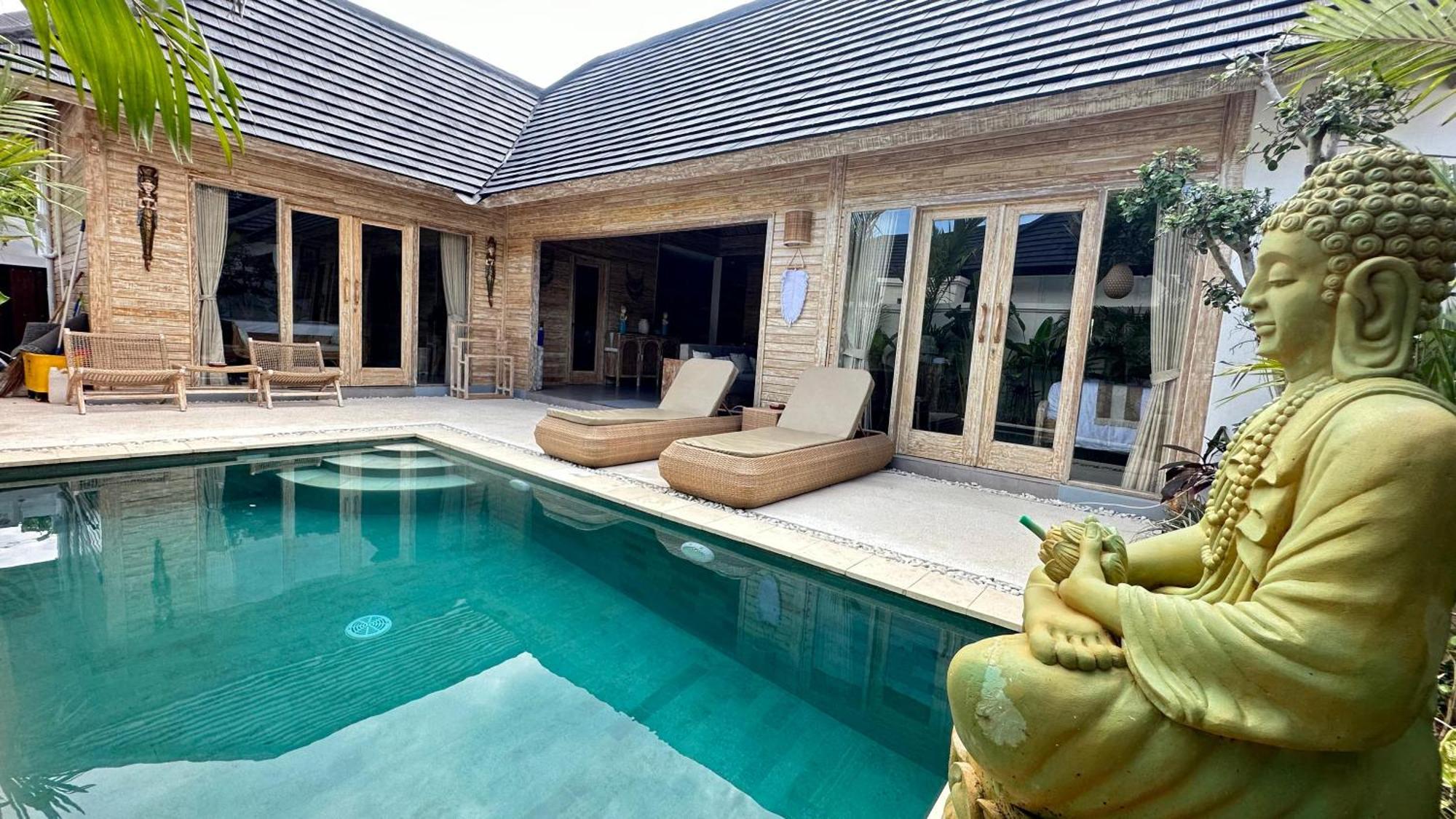Kubu Dimel Suites And Villas Resort Nusa Dua  Exterior photo
